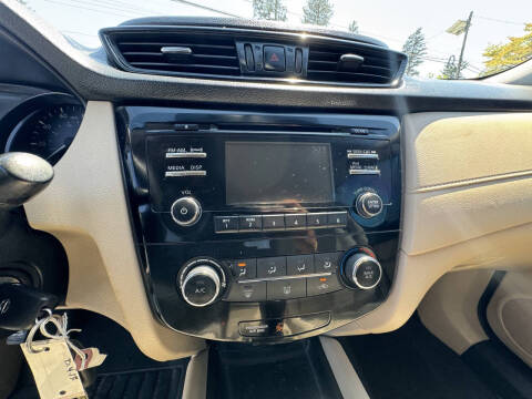2017 Nissan Rogue S