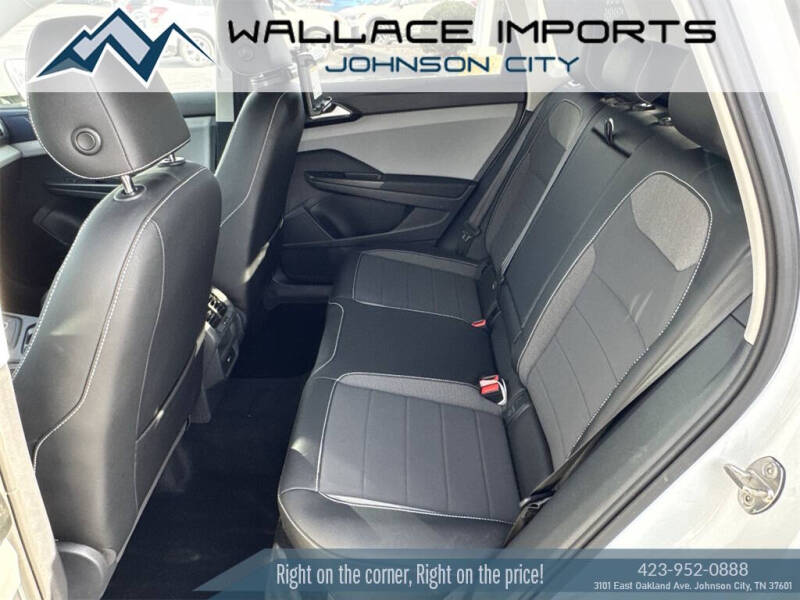 2022 Volkswagen Taos SE 4Motion