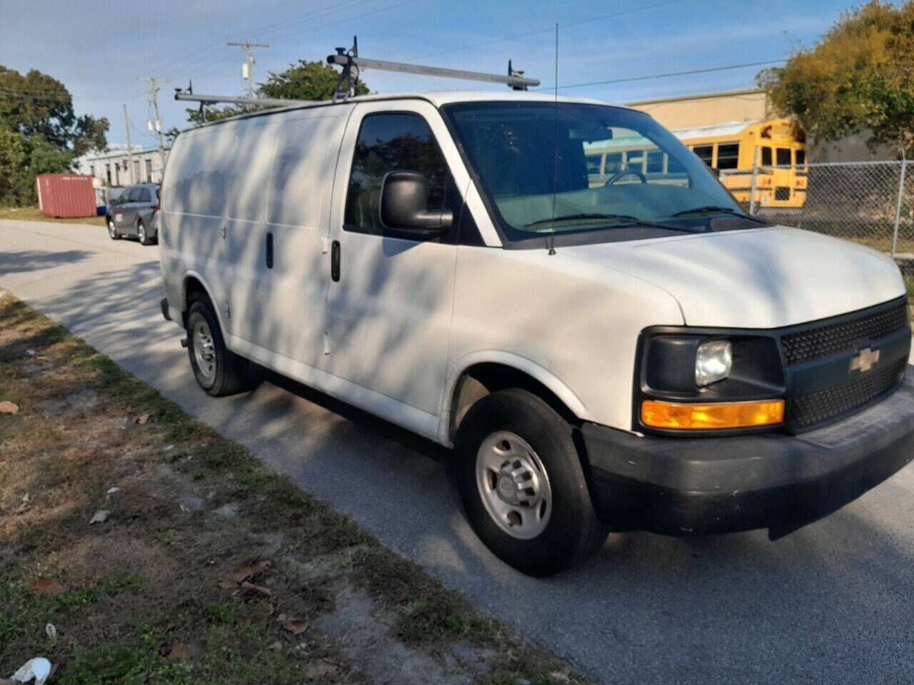 2014 Chevrolet Express  - $9,950