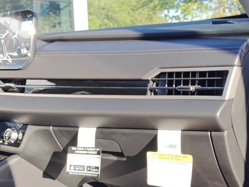 2025 Mitsubishi Outlander PHEV SEL