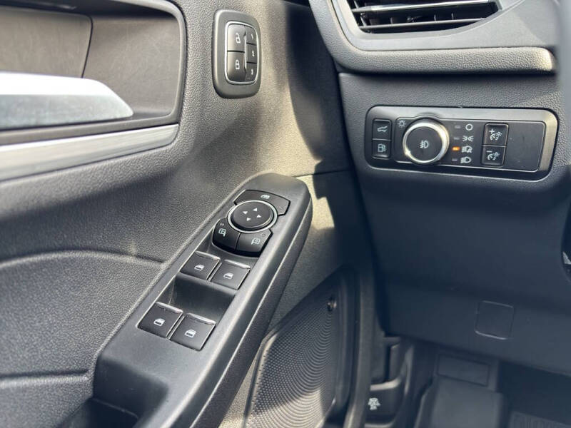 2023 Ford Escape Hybrid Platinum