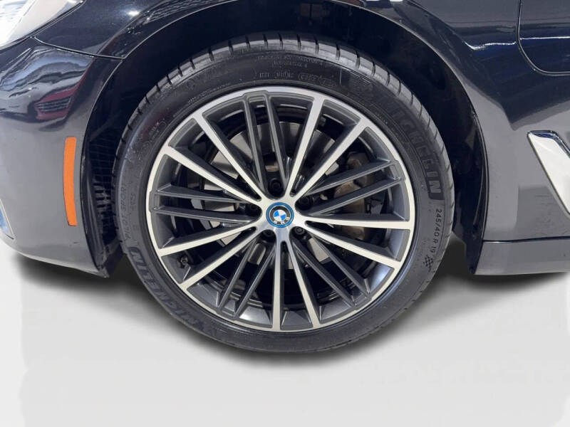 2022 BMW 5 Series 530e xDrive