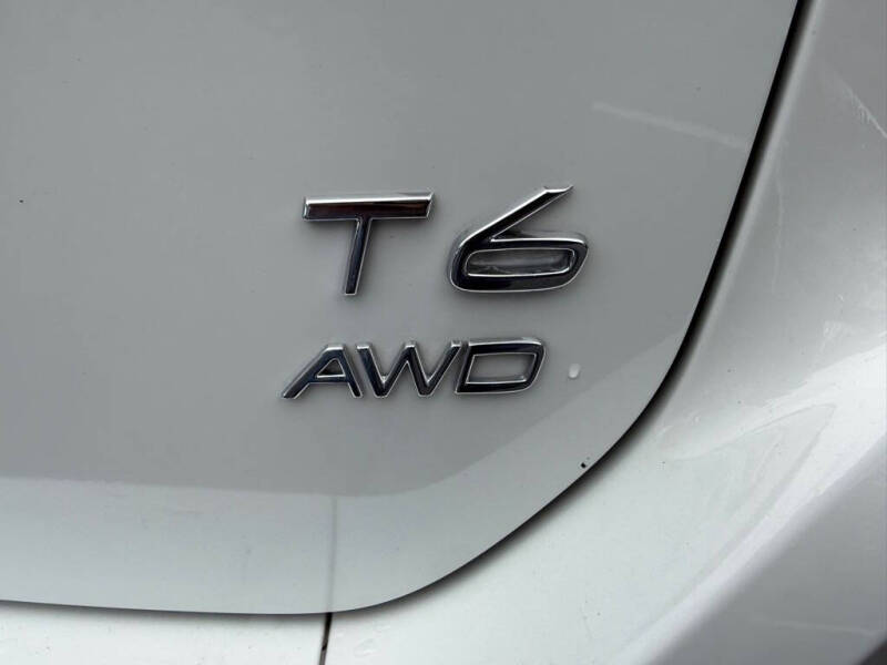 2016 Volvo XC60 T6 Drive-E