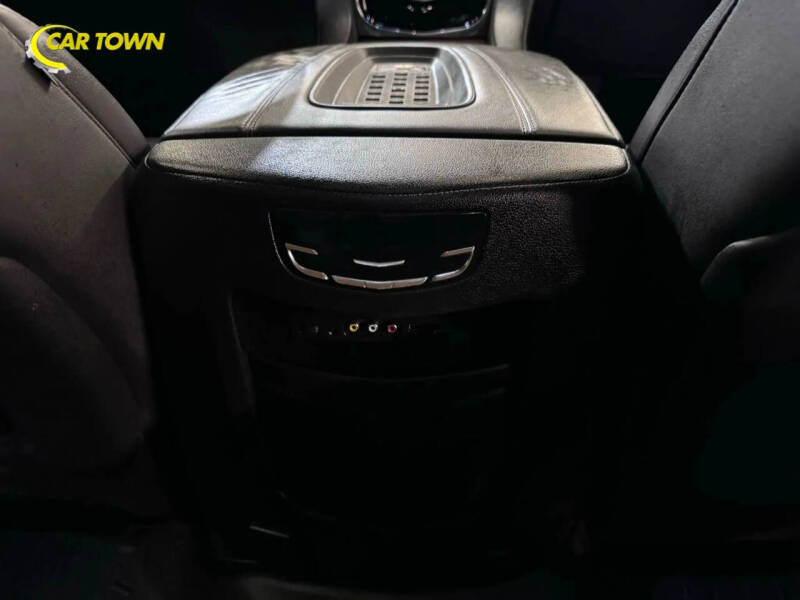 2016 Cadillac Escalade ESV Luxury Collection