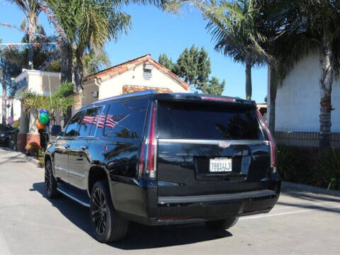 2016 Cadillac Escalade ESV Luxury Collection