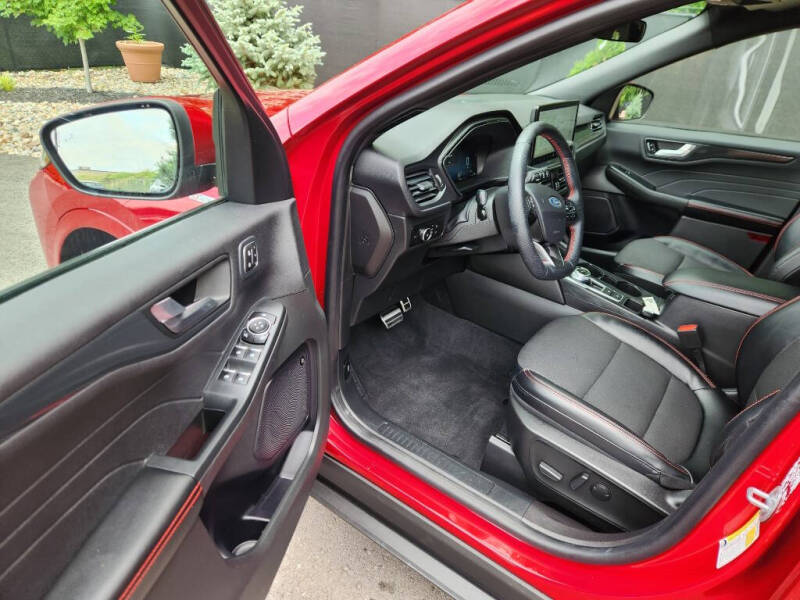 2023 Ford Escape ST-Line Select