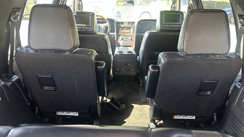 2017 Lincoln Navigator Select