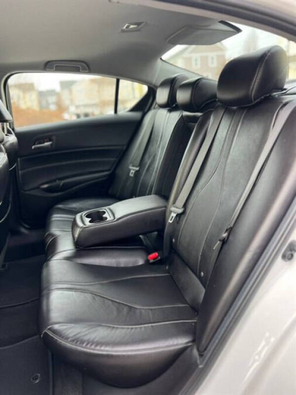 2019 Acura ILX w/Premium