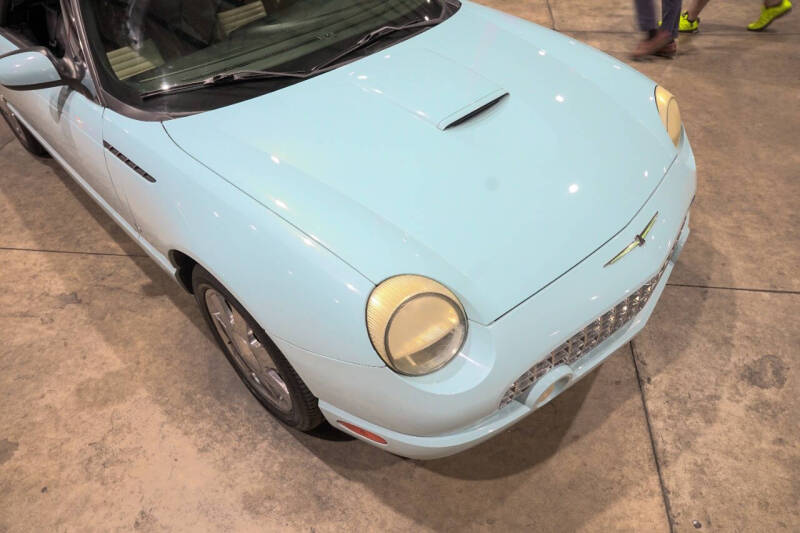 2003 Ford Thunderbird Deluxe
