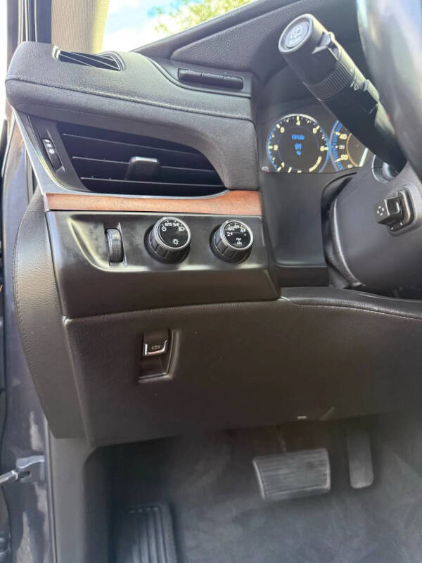 2015 Cadillac Escalade Premium