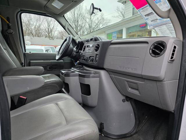 2013 Ford E-Series E-250