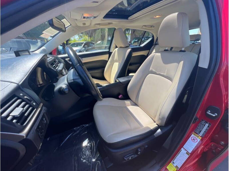 2014 Lexus CT 200h