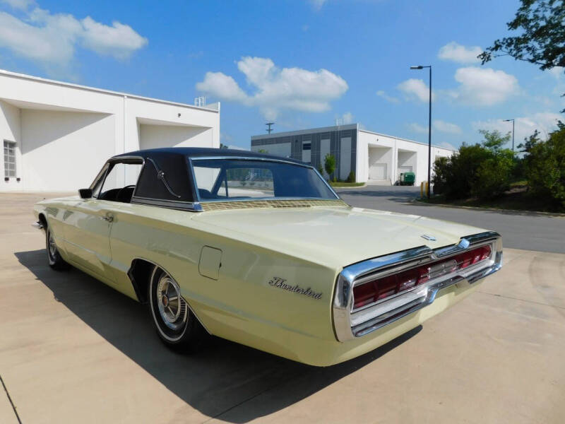 1966 Ford Thunderbird