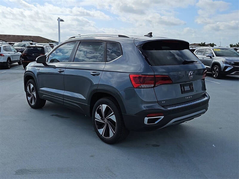 2024 Volkswagen Taos SE 4Motion