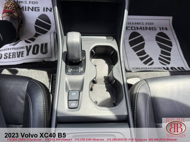 2023 Volvo XC40 B5 Core