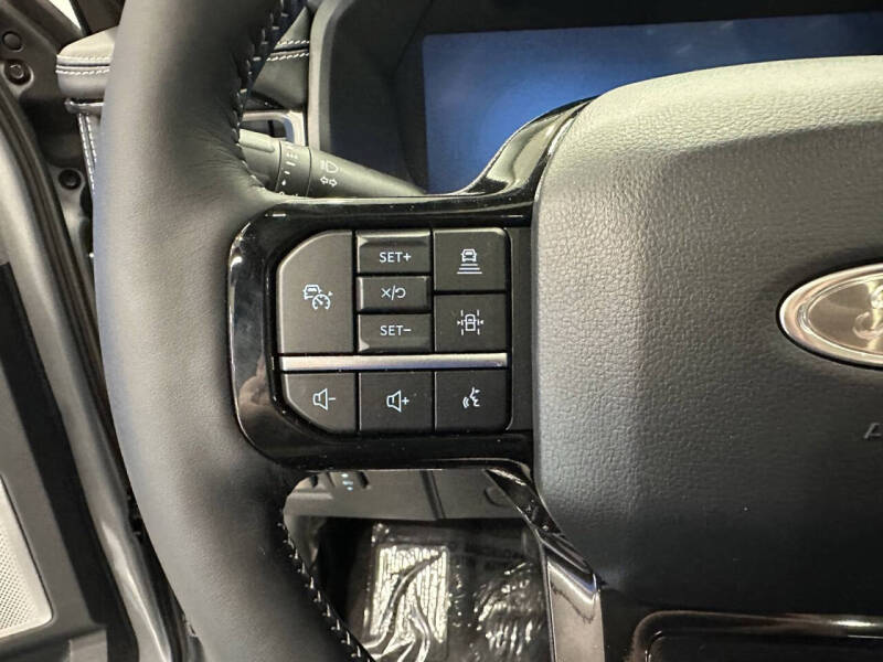 2023 Ford F-150 Lightning XLT