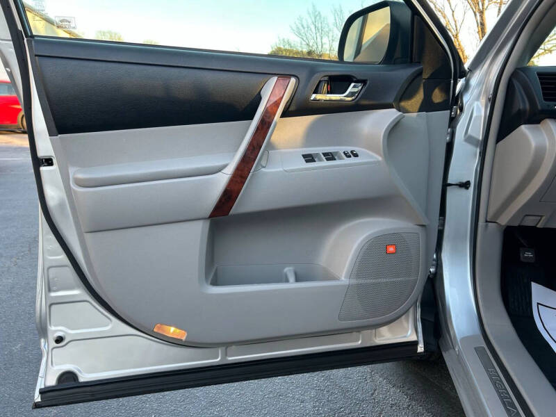 2012 Toyota Highlander Limited