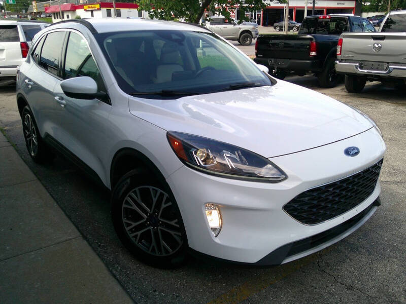 2020 Ford Escape SEL