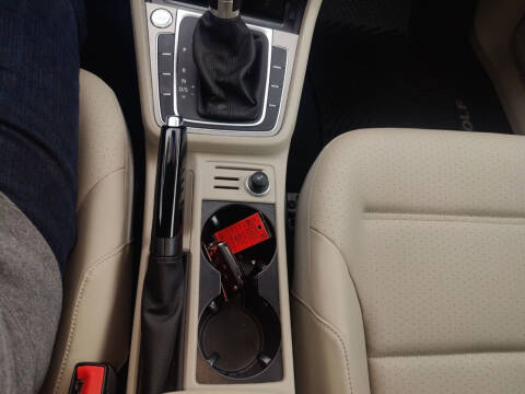 2016 Volkswagen Golf TSI SE