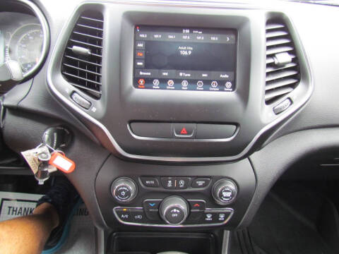 2019 Jeep Cherokee Latitude