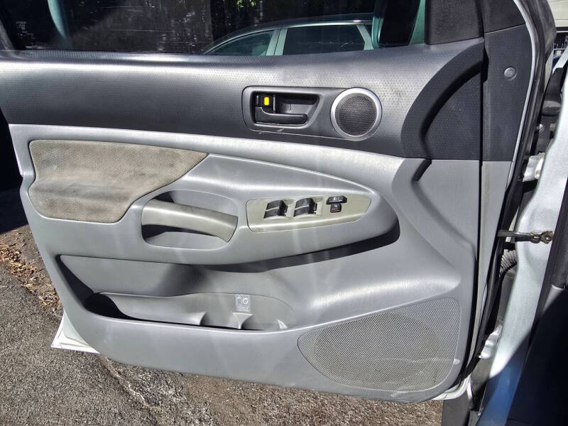 2005 Toyota Tacoma PreRunner V6