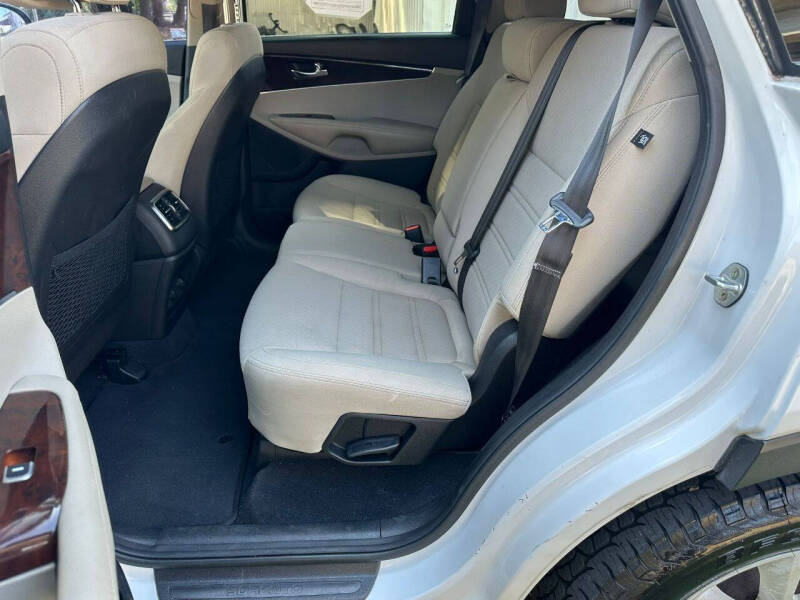 2016 Kia Sorento LX V6