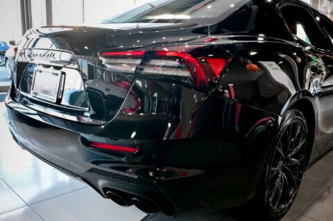 2022 Maserati Ghibli Modena Q4