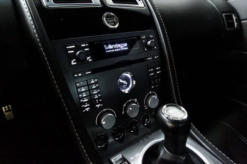 2007 Aston Martin V8 Vantage