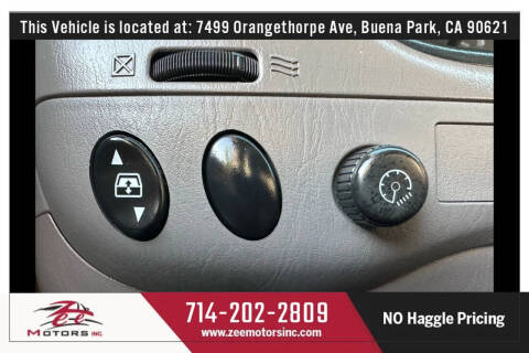 2003 Toyota Sequoia SR5