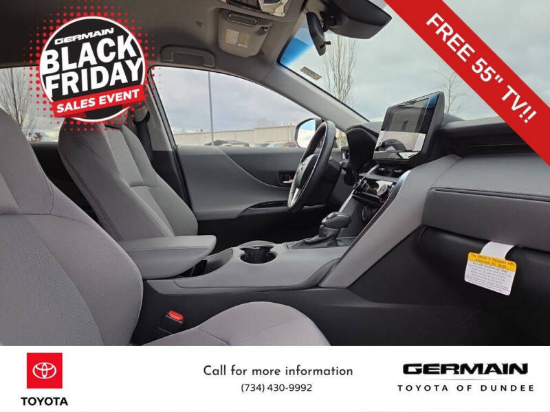 2024 Toyota Venza LE