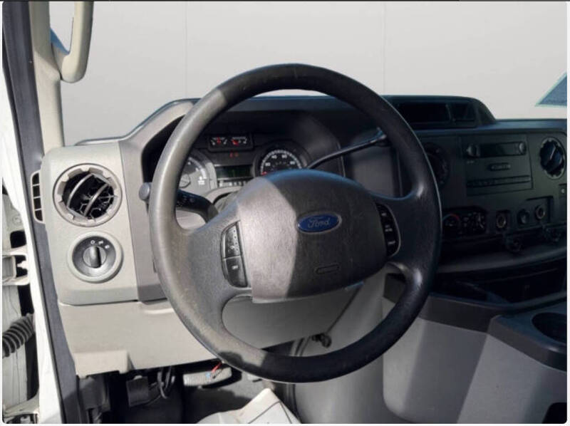 2013 Ford E-Series