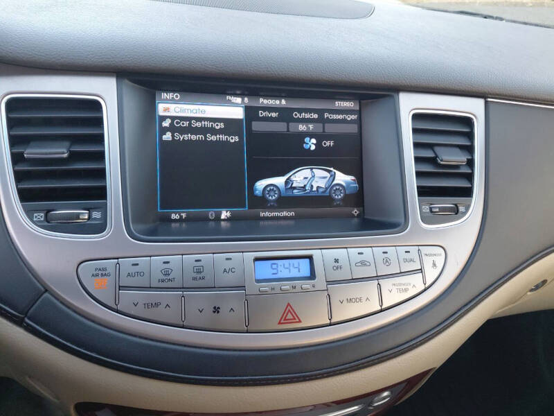 2012 Hyundai Genesis 3.8L V6
