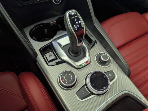 2024 Alfa Romeo Giulia Ti