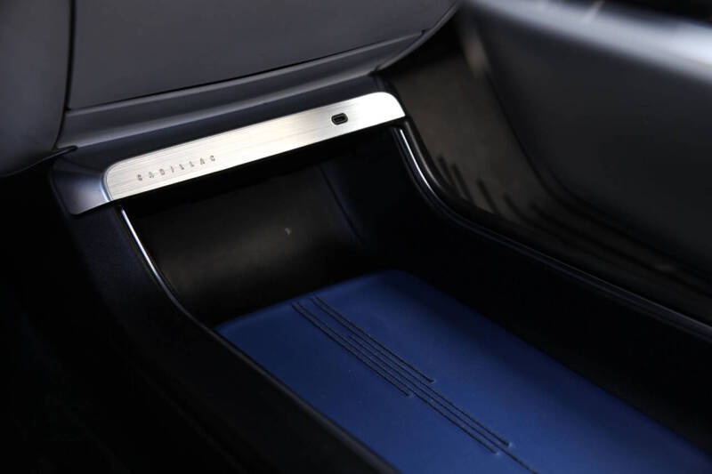 2023 Cadillac LYRIQ Luxury