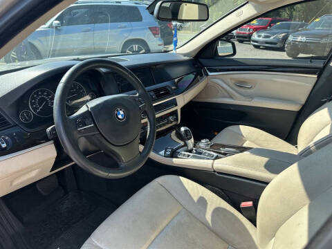 2012 BMW 5 Series 528i