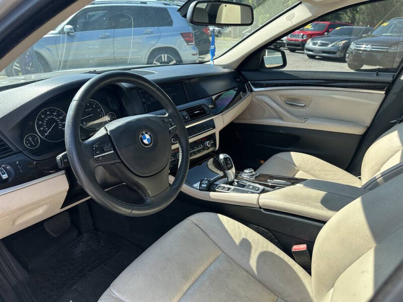 2012 BMW 5 Series 528i