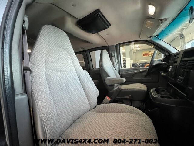 2003 GMC Savana 2500