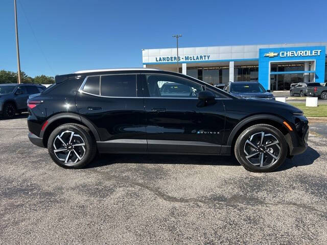 2026 Chevrolet Equinox EV LT 2