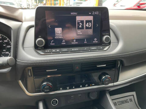 2022 Nissan Rogue SV