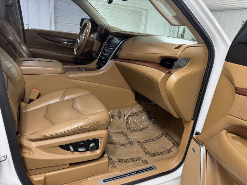 2016 Cadillac Escalade ESV Platinum