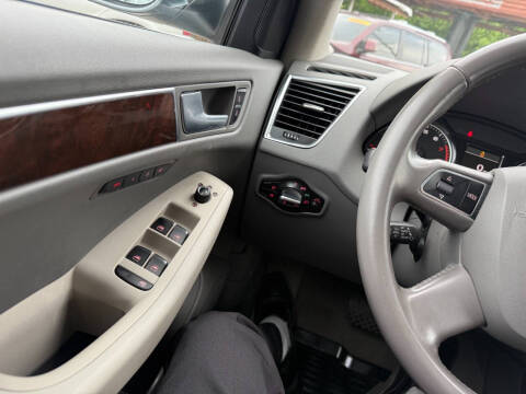 2012 Audi Q5 2.0T quattro Premium Plus