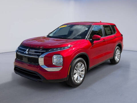 2025 Mitsubishi Outlander ES