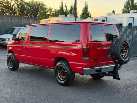 2006 Ford E-Series E-350 SD XLT