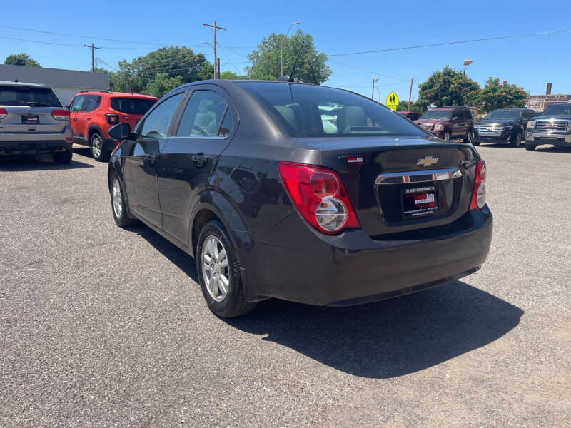 2016 Chevrolet Sonic LT Auto