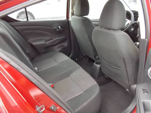 2019 Nissan Versa SV