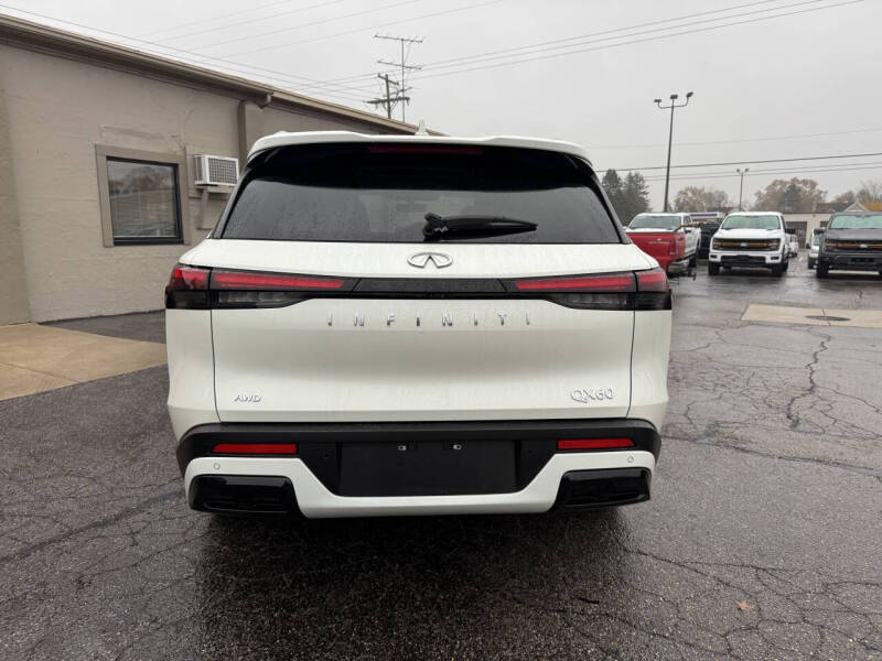 2023 Infiniti QX60 Luxe