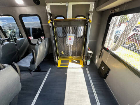 2023 Ford E-450 VIP 2200 ADA Shuttle Bus