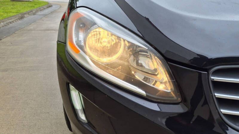 2015 Volvo XC60 T5 Drive-E Premier