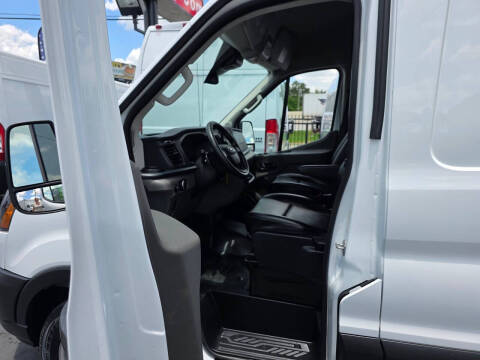 2025 Ford Transit 250