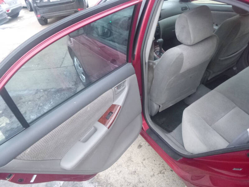 2006 Toyota Corolla LE